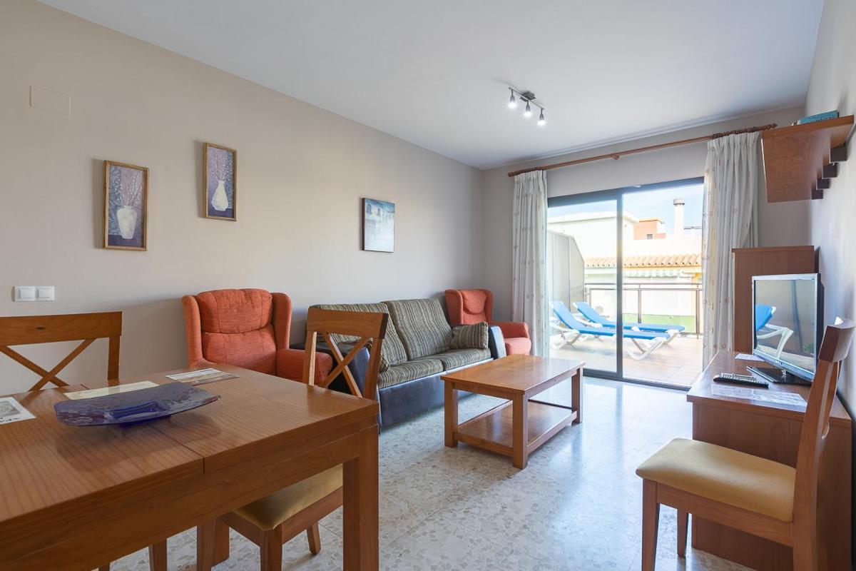Apartamentos Guerrero ตอร์เรเดลมาร์ ภายนอก รูปภาพ